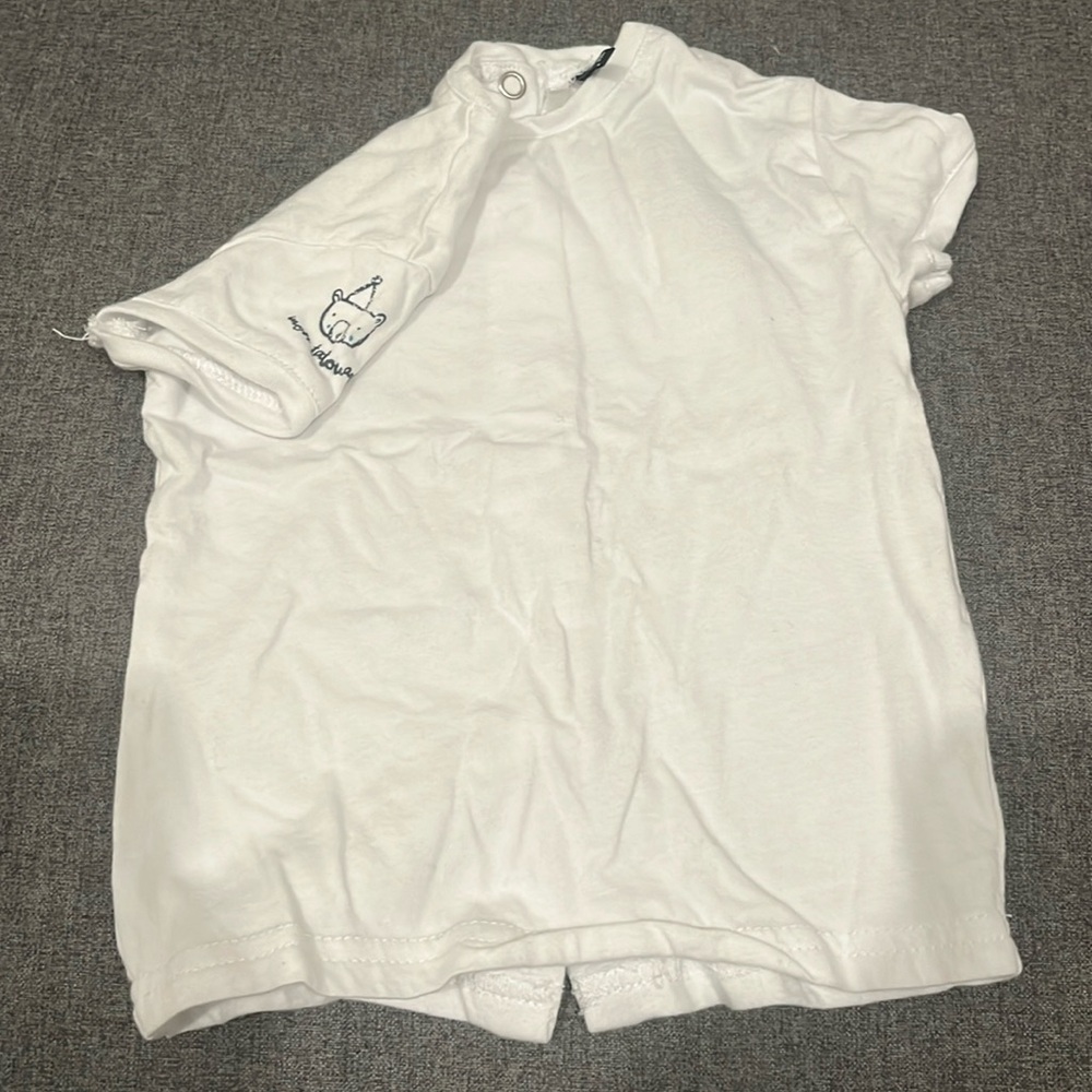 Cute white baby shirt!